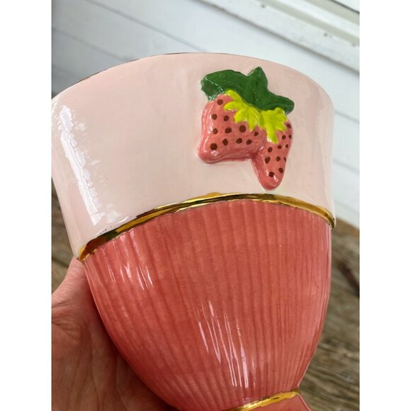Vintage 1960s Red wing Pottery Fan Vase Strawberry Embellished Retro - Picture 6 of 13